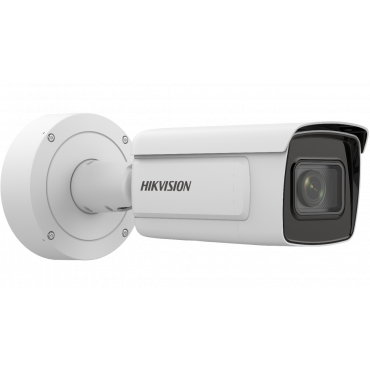 Kamera IP Hikvision...